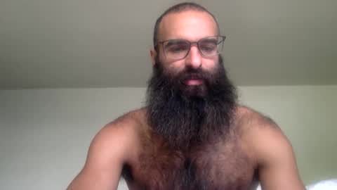 woof_wolf37 online show from April 17, 2026, 3:59 pm