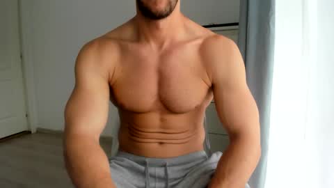 Snapshot of woolfiie chatting on May 20, 2026, 8:53 am Wolfie online show from May 20, 2026, 8:53 am