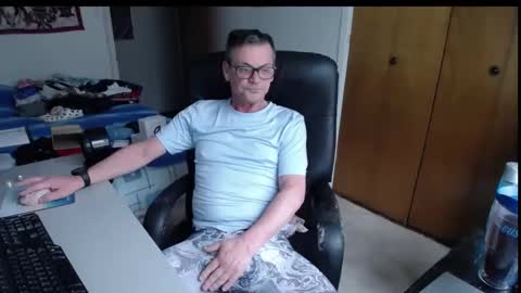 Large one  online show from March 29, 2026, 1:22 pm