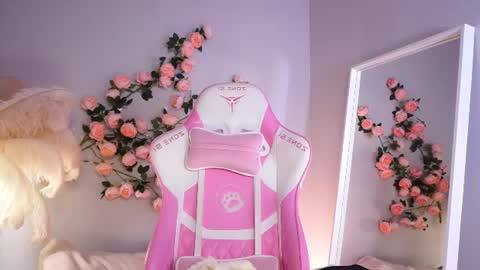 Snapshot of wow_angel chatting on July 26, 2026, 5:59 am wow_angel online show from July 26, 2026, 5:59 am