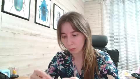 Snapshot of wow_porno_ chatting on April 29, 2026, 3:16 pm Anna online show from April 29, 2026, 3:16 pm