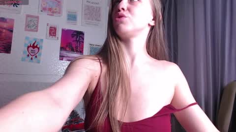 Snapshot of wrathbabe chatting on May 1, 2026, 7:57 am Bella online show from May 1, 2026, 7:57 am