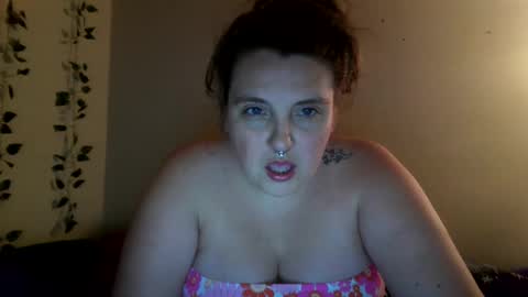 wrenwinters online show from October 3, 2025, 4:42 am