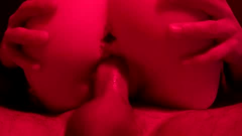 wtfmee30 online show from November 8, 2025, 9:09 am