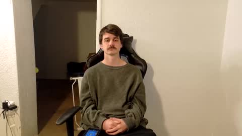 Wyatt online show from April 10, 2026, 8:02 pm