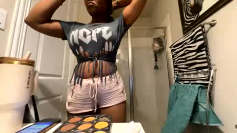 Snapshot of wynterheat chatting on July 30, 2026, 1:48 am Wynter Heat online show from July 30, 2026, 1:48 am