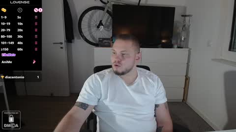 Snapshot of x19marco93x chatting on December 21, 2024, 4:46 pm x19marco93x online show from December 21, 2024, 4:46 pm