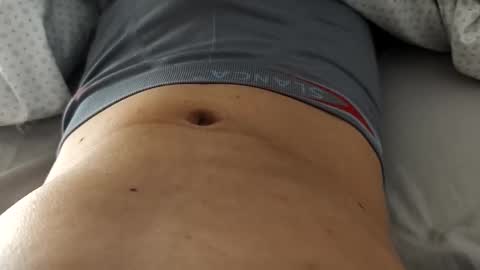 Snapshot of x1nx3n chatting on June 8, 2026, 7:42 am Dark wolfie online show from June 8, 2026, 7:42 am