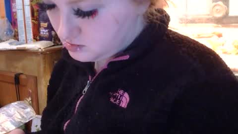 x2kayx2 online show from January 15, 2026, 4:44 pm