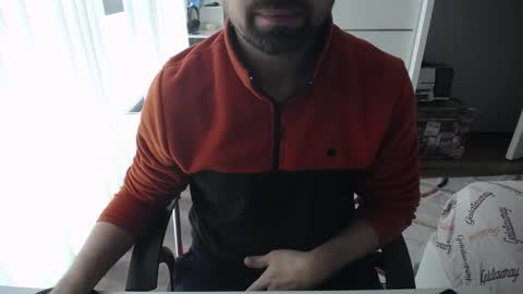 Mr. Lonely online show from November 3, 2025, 10:49 am