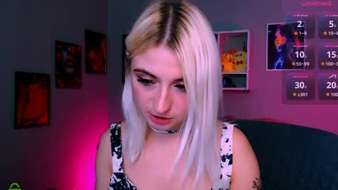 Snapshot of x_alexia_x chatting on April 30, 2026, 9:08 pm x_alexia_x online show from April 30, 2026, 9:08 pm