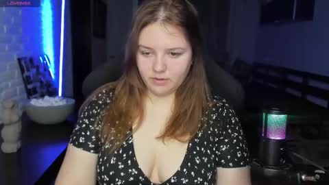 LOVE NERDS ONLY online show from March 2, 2025, 2:08 am