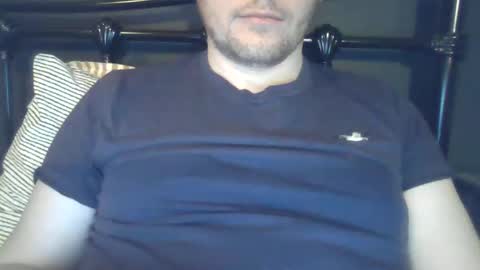 x_yes online show from February 18, 2025, 10:36 pm