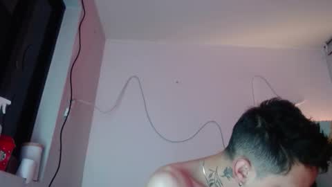 Snapshot of xalejo_max chatting on November 17, 2025, 10:43 am xalejo_max online show from November 17, 2025, 10:43 am