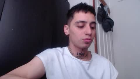 Snapshot of xalejo_max chatting on November 18, 2025, 5:28 pm xalejo_max online show from November 18, 2025, 5:28 pm