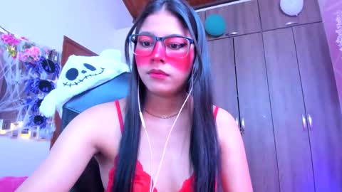 Snapshot of xallysonx_ chatting on October 14, 2025, 11:44 am XALLYSONX online show from October 14, 2025, 11:44 am