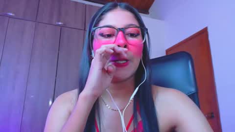 XALLYSONX online show from March 9, 2026, 11:58 am