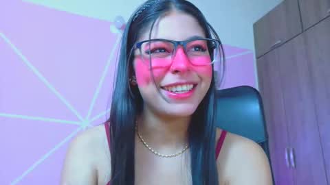 XALLYSONX online show from April 16, 2026, 12:06 pm