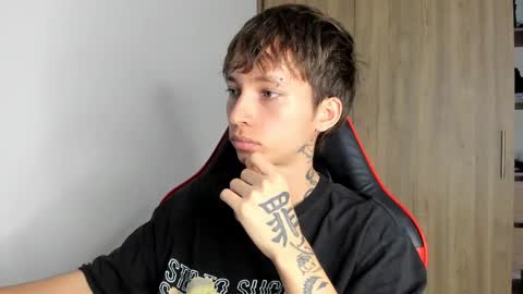 Snapshot of xamyu chatting on December 17, 2024, 9:16 pm Xam online show from December 17, 2024, 9:16 pm