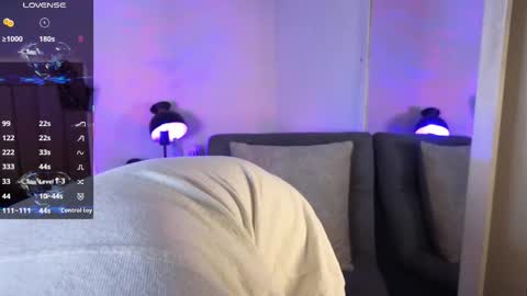 Snapshot of xander_card chatting on September 12, 2025, 5:40 am Xander Cardona online show from September 12, 2025, 5:40 am