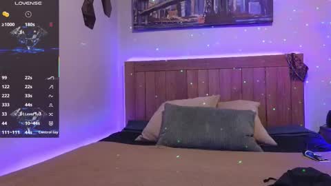 Snapshot of xander_card chatting on September 14, 2025, 11:04 pm Xander Cardona online show from September 14, 2025, 11:04 pm