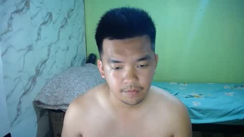 xanderbate08 online show from April 27, 2026, 5:27 am