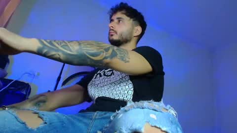 XanderCageX online show from December 3, 2025, 9:40 am