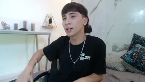 xandergrey8 online show from April 1, 2026, 7:22 pm