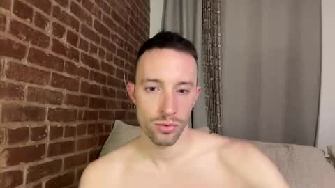 Snapshot of xanderxnyc chatting on December 22, 2025, 12:40 am xanderxnyc online show from December 22, 2025, 12:40 am