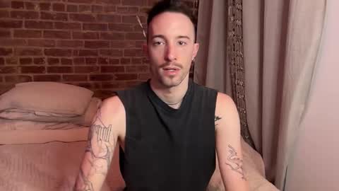 Snapshot of xanderxnyc chatting on February 27, 2026, 2:33 am xanderxnyc online show from February 27, 2026, 2:33 am