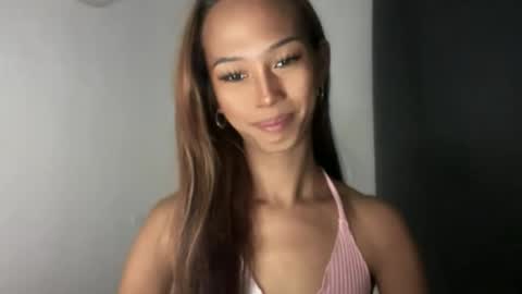 Cassandra online show from November 21, 2025, 5:22 pm