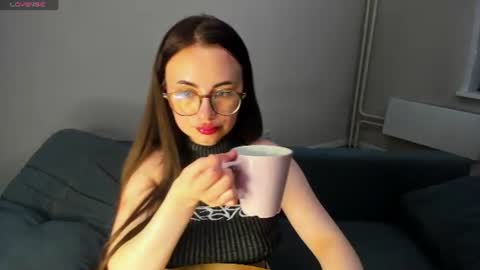 Alice online show from June 22, 2026, 4:04 pm