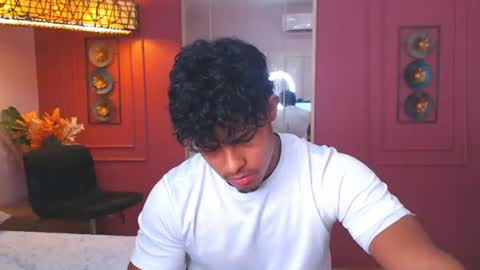 Snapshot of xavier_bryan_ chatting on August 4, 2026, 10:56 pm xavier online show from August 4, 2026, 10:56 pm