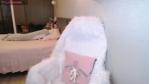 miya online show from September 19, 2025, 6:59 am