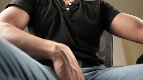 xavierloyd3 online show from November 14, 2025, 2:16 pm