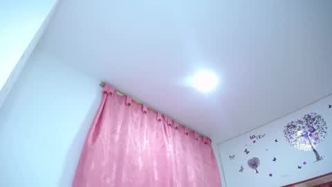 xayu online show from February 28, 2025, 2:31 am