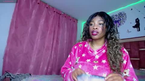 xayu online show from October 22, 2025, 4:57 am