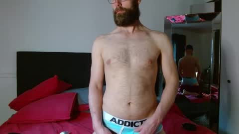 xbigshooter85 online show from May 15, 2026, 3:13 am