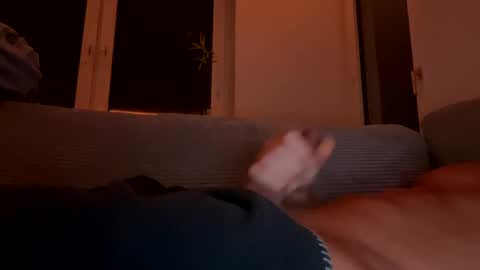 Snapshot of xbonbonx chatting on December 18, 2024, 9:29 pm BonBon online show from December 18, 2024, 9:29 pm