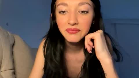 xenadreamx online show from March 21, 2026, 3:44 am