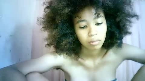 xenna610827 online show from February 3, 2025, 7:40 am