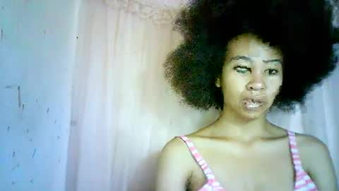 xenna610827 online show from March 6, 2025, 7:36 am