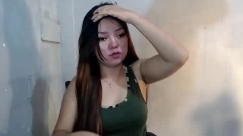 Snapshot of xexy_kate143 chatting on December 4, 2025, 11:52 am xexy_kate143 online show from December 4, 2025, 11:52 am