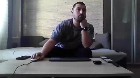 xfikusx44 online show from January 17, 2026, 8:19 am