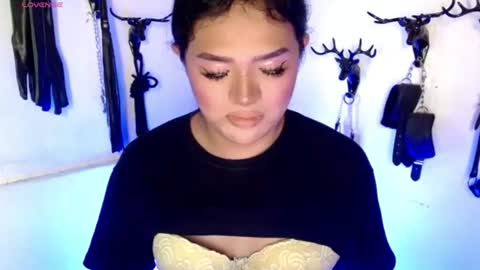 Snapshot of xfreyalibitina69x chatting on June 15, 2026, 3:53 am xfreyalibitina69x online show from June 15, 2026, 3:53 am