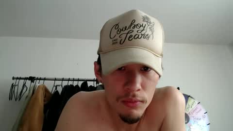 xgoonxmasterx online show from April 22, 2026, 5:47 pm