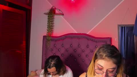 xialee and Lio online show from December 16, 2024, 1:53 am