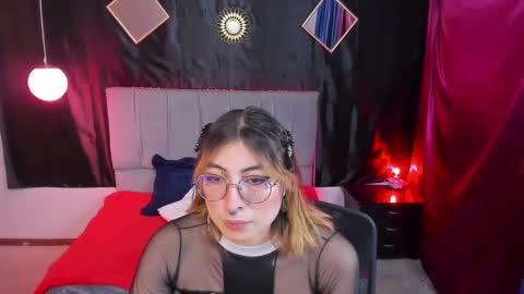 xialee and Lio online show from January 23, 2025, 2:02 am