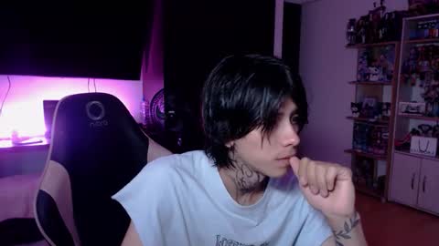 xIce Boy online show from December 4, 2025, 12:14 pm