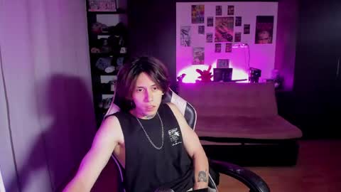 xIce Boy online show from May 1, 2026, 1:10 am